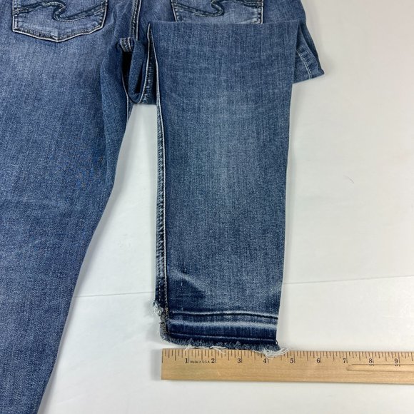 Silver Jeans Women's 27 Kenni Crop Blue Fade Stretch Step Frayed Hem Denim Pants - Picture 10 of 16